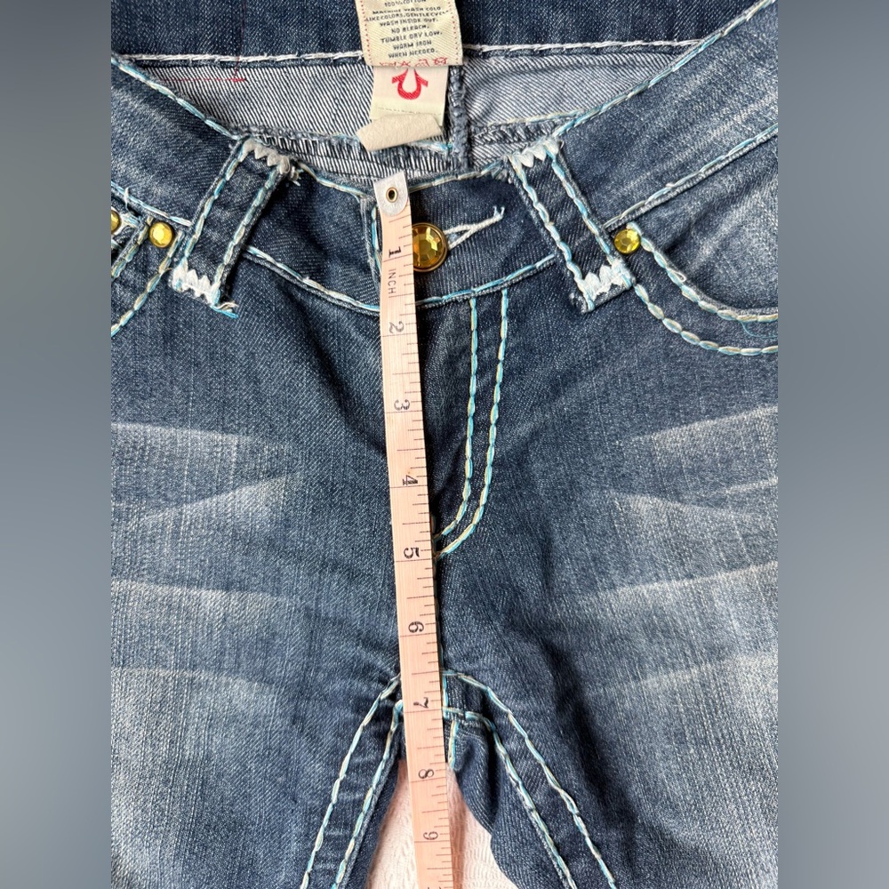 True Religion Joey Super T Low Rise Jeans Rainbow Stitch Denim Jeweled Size 26 - Picture 12 of 13